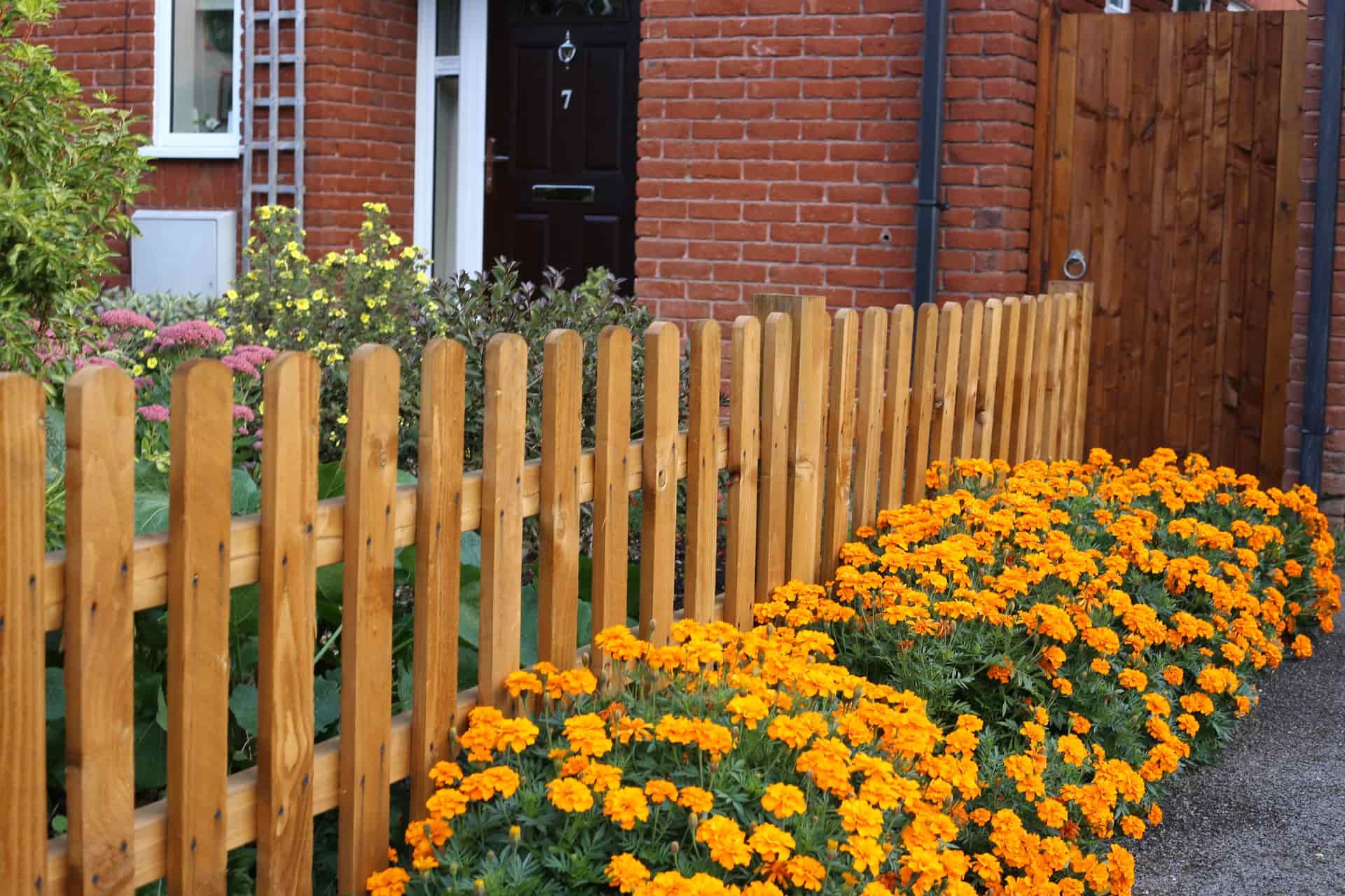 Garden fencing installers near Tunbridge Wells