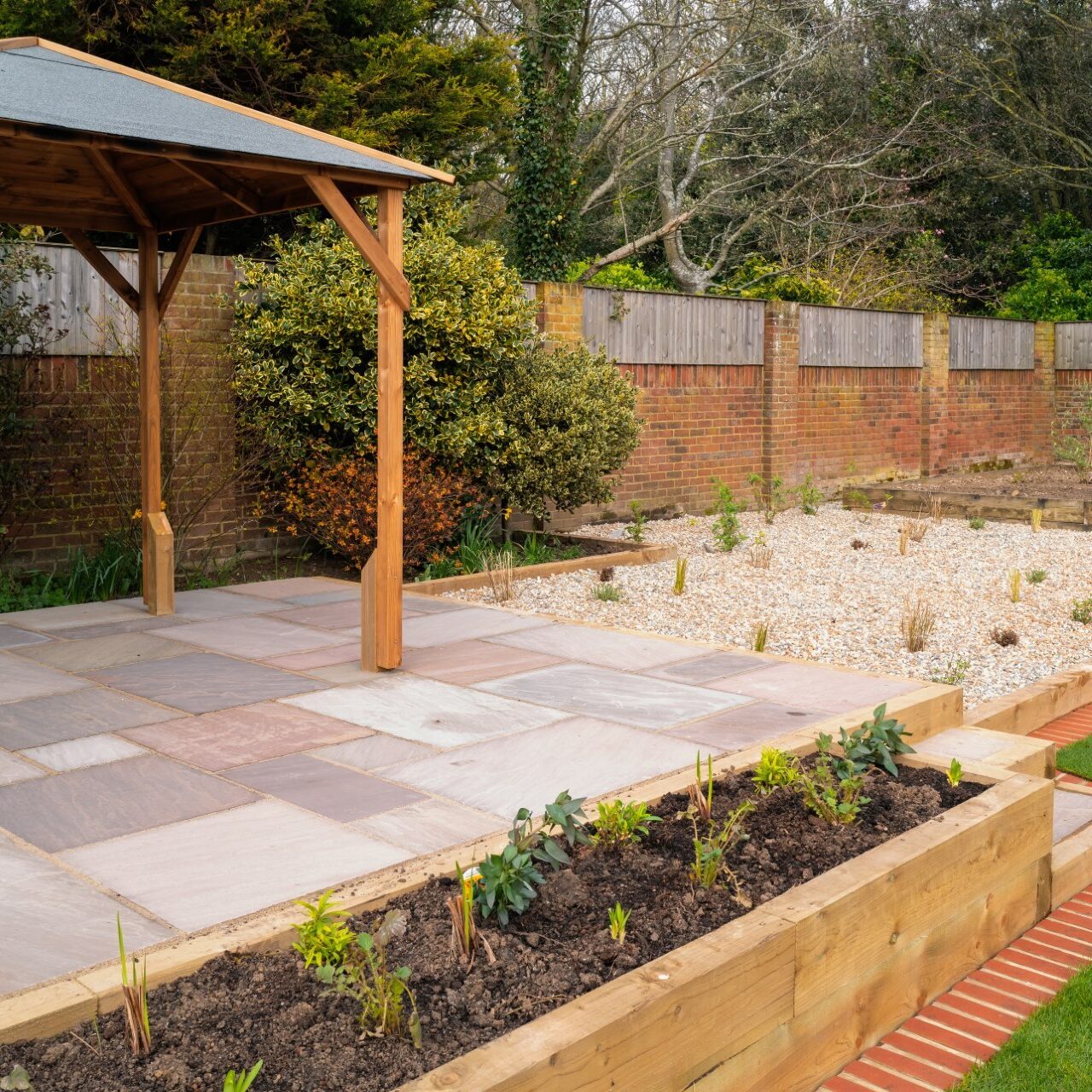 local landscaping experts Qualified Paving & Surfacing Company services near Tunbridge Wells