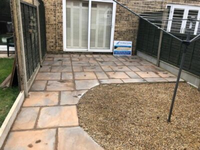 Small Tunbridge Wells garden patio 03