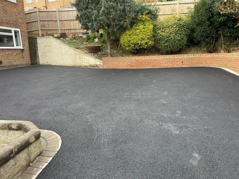 Tarmac driveway retaining wall 07 Tunbridge Wells