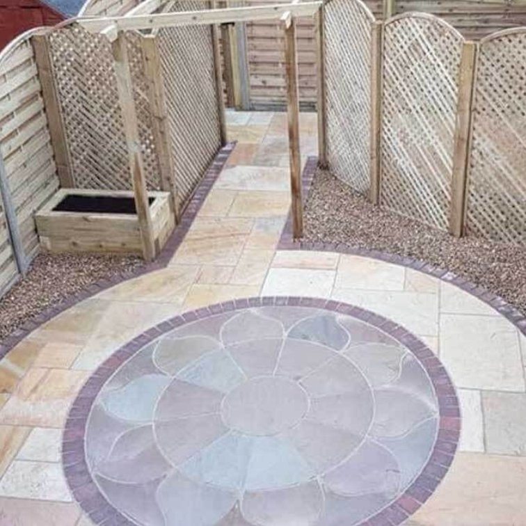 garden-patio-feature