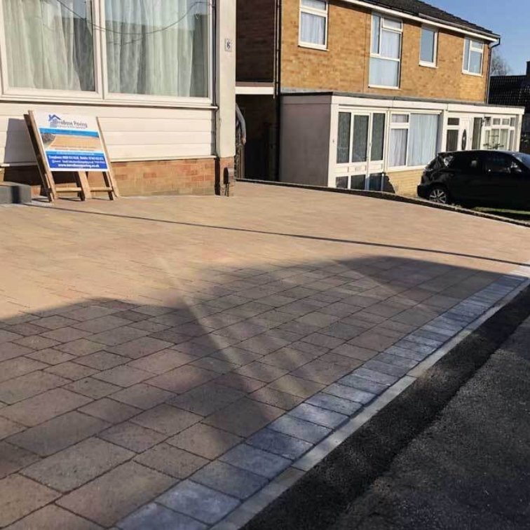 BLOCK-PAVED-DRIVEWAY
