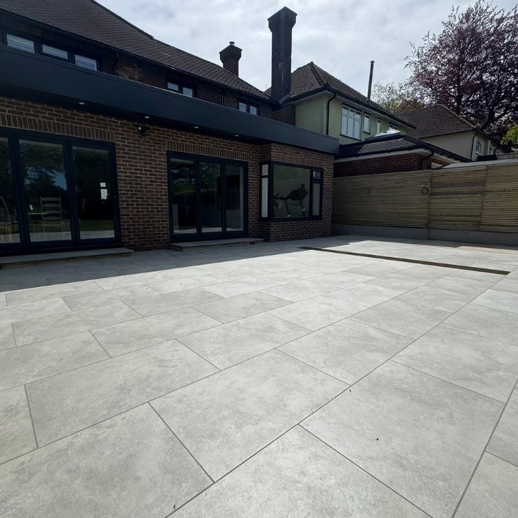 porcelain-patio-job-tunbridge-wells